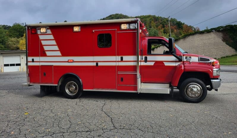 
								2008 Chevy Kodiak 6.6L with Allison McCoy Miller Ambulance or Command/Support Vehicle full									