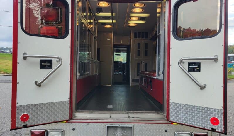 
								2008 Chevy Kodiak 6.6L with Allison McCoy Miller Ambulance or Command/Support Vehicle full									