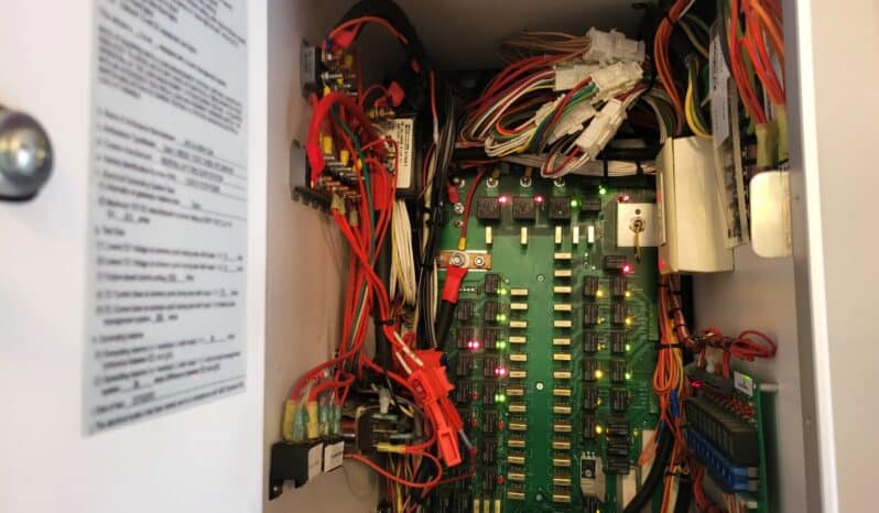 
								2008 Chevy Kodiak 6.6L with Allison McCoy Miller Ambulance or Command/Support Vehicle full									