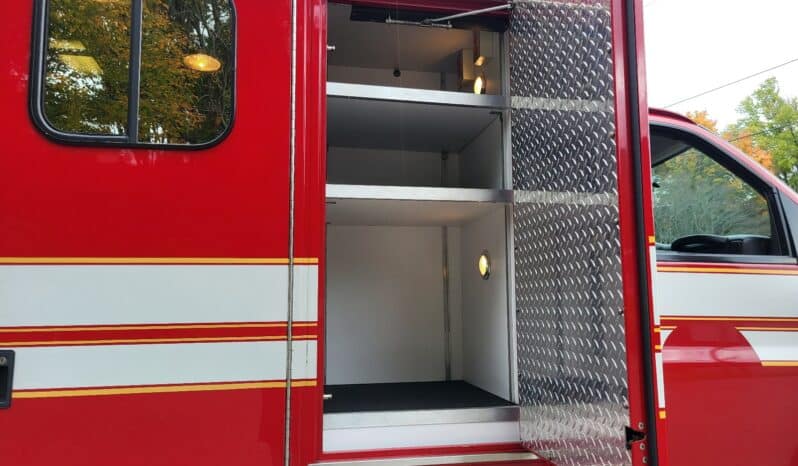 
								2008 Chevy Kodiak 6.6L with Allison McCoy Miller Ambulance or Command/Support Vehicle full									