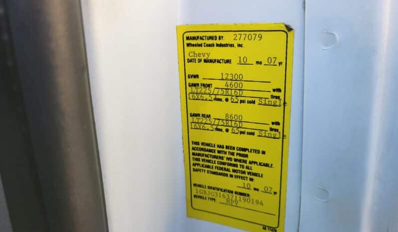 
								2007 G3500 6.6L Wheeled Coach Ambulance full									