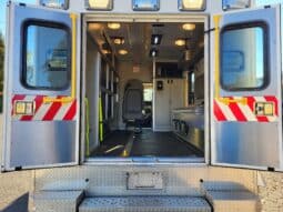 
										2007 G3500 6.6L Wheeled Coach Ambulance full									