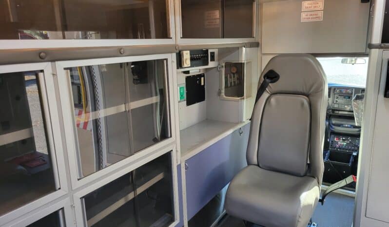 
								2007 G3500 6.6L Wheeled Coach Ambulance full									