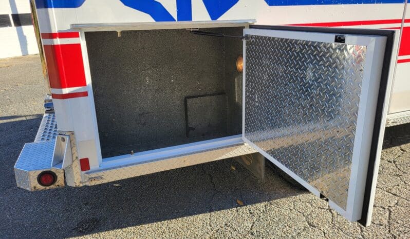 
								2007 G3500 6.6L Wheeled Coach Ambulance full									