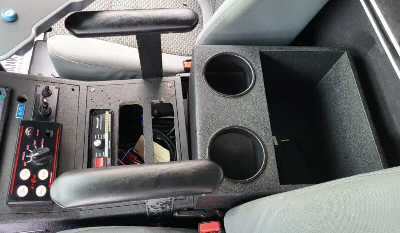 
								2014 F450 6.7L AEV Ambulance full									