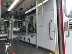 
										2014 F450 6.7L AEV Ambulance full									