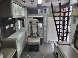 
										2014 F450 6.7L AEV Ambulance full									