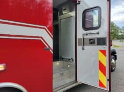 
										2014 F450 6.7L AEV Ambulance full									