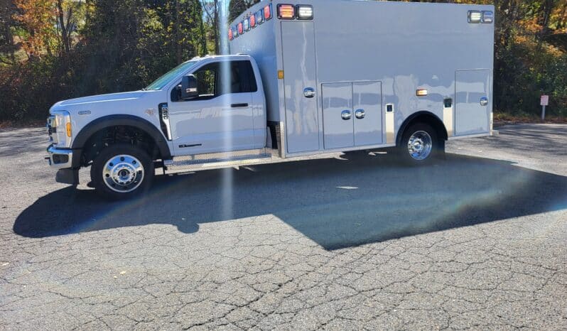 
								New F450 4×4 6.7L Braun Super Chief Stock Build Remount Ambulance full									