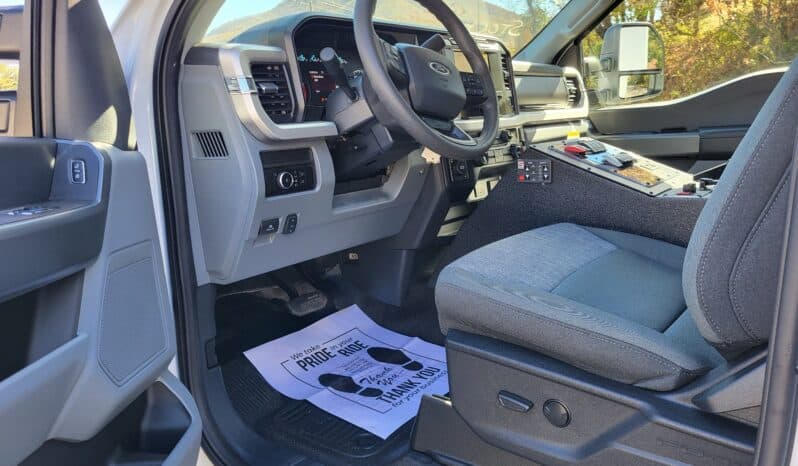 
								New F450 4×4 6.7L Braun Super Chief Stock Build Remount Ambulance full									