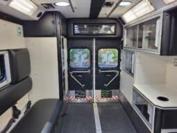 
										New F450 4×4 6.7L Braun Super Chief Stock Build Remount Ambulance full									