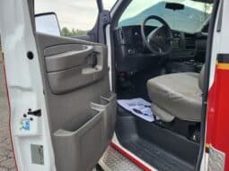
										2015 G4500 6.6L Road Rescue Ambulance full									