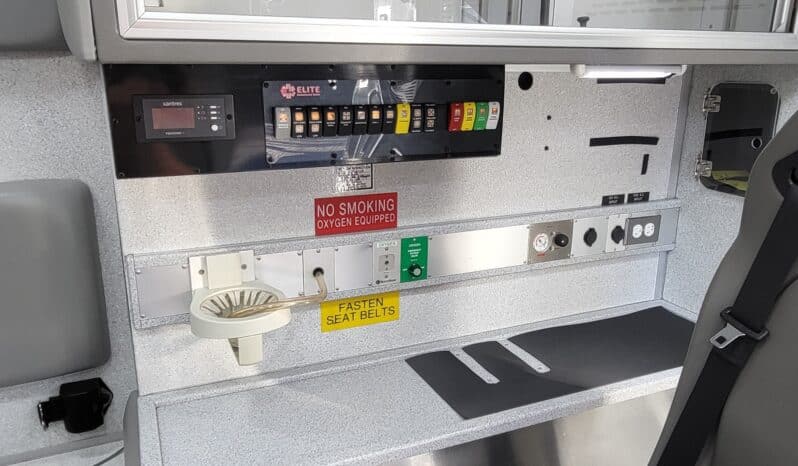 
								New F550 4×4 6.7L Road Rescue Stock Build Remount Ambulance full									