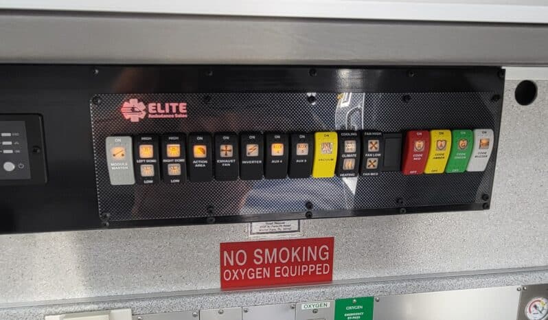 
								New F550 4×4 6.7L Road Rescue Stock Build Remount Ambulance full									