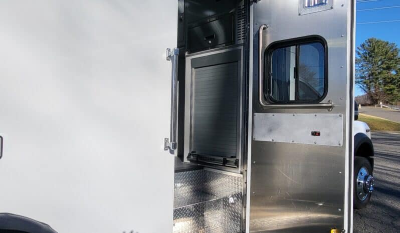 
								New F550 4×4 6.7L Road Rescue Stock Build Remount Ambulance full									