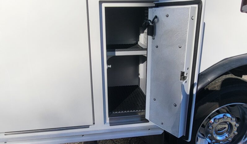 
								New F550 4×4 6.7L Road Rescue Stock Build Remount Ambulance full									