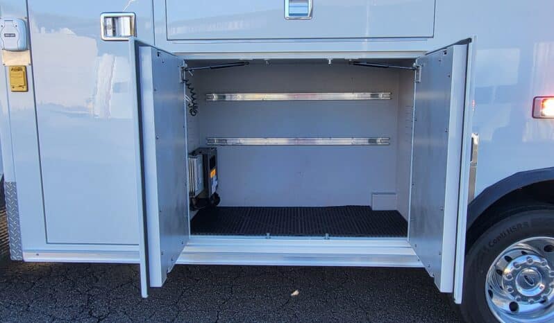 
								New F550 4×4 6.7L Road Rescue Stock Build Remount Ambulance full									