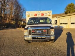 
										2009 E450 McCoy Miller Ambulance full									