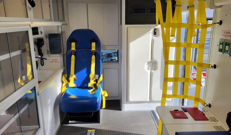 
								2016 F450 Wheeled Coach Ambulance full									