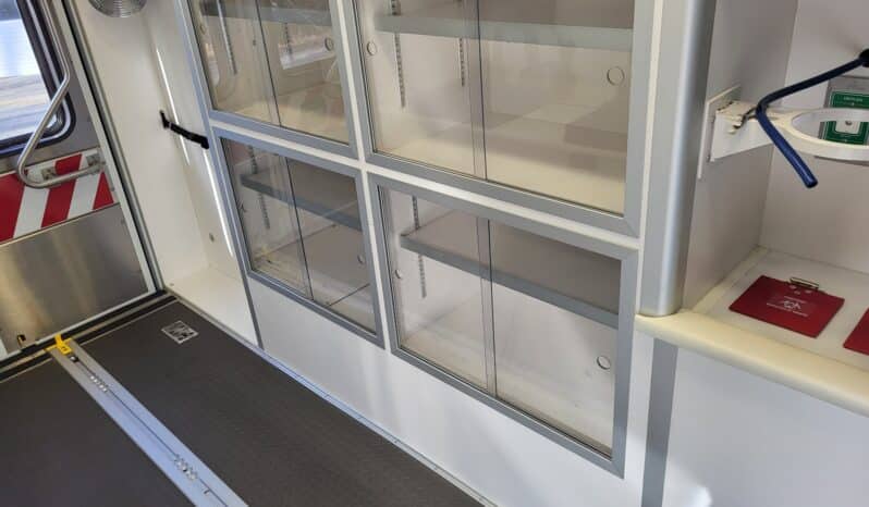 
								2016 F450 Wheeled Coach Ambulance full									