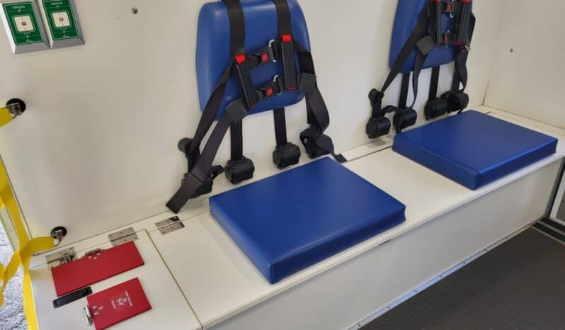 
								2016 F450 Wheeled Coach Ambulance full									