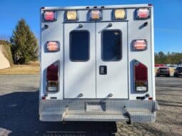 
										2007 G3500 6.6L Wheeled Coach Ambulance w 65k miles full									