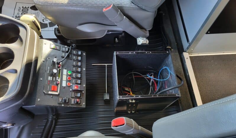 
								2007 G3500 6.6L Wheeled Coach Ambulance w 65k miles full									