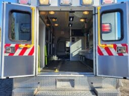 
										2007 G3500 6.6L Wheeled Coach Ambulance w 65k miles full									