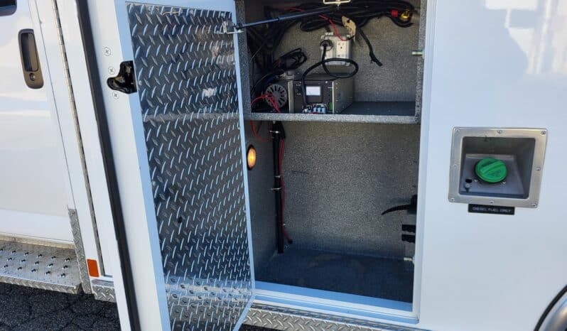 
								2007 G3500 6.6L Wheeled Coach Ambulance w 65k miles full									