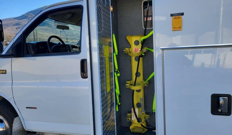 
								2007 G3500 6.6L Wheeled Coach Ambulance w 65k miles full									