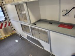 
										2015 F450 4×4 Wheeled Coach Ambulance, Only 38k miles full									