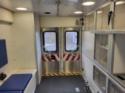 
										2015 F450 4×4 Wheeled Coach Ambulance, Only 38k miles full									