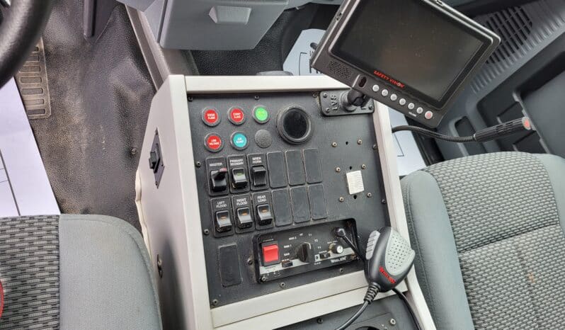 
								2016 F450 6.7L Wheeled Coach Ambulance, Only 63k miles, Stryker Performance-LOAD full									