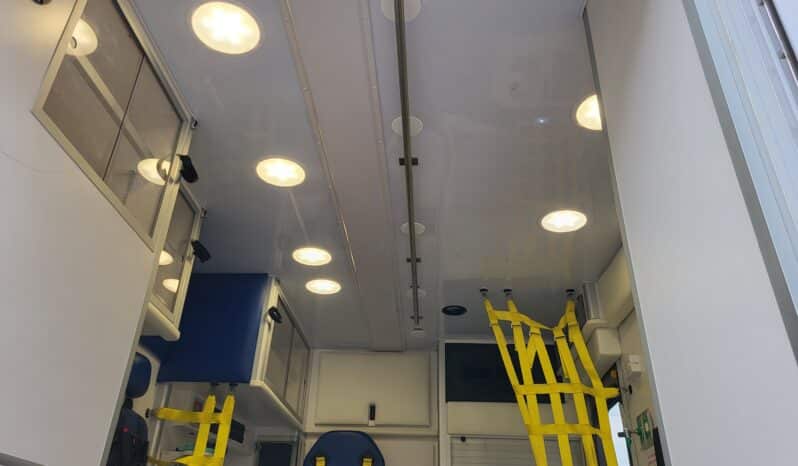 
								2016 F450 6.7L Wheeled Coach Ambulance, Only 63k miles, Stryker Performance-LOAD full									