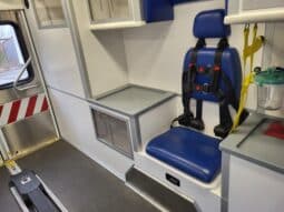 
										2016 F450 6.7L Wheeled Coach Ambulance, Only 63k miles, Stryker Performance-LOAD full									