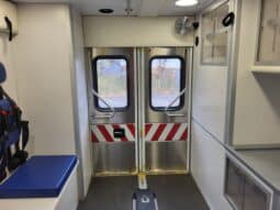 
										2016 F450 6.7L Wheeled Coach Ambulance, Only 63k miles, Stryker Performance-LOAD full									