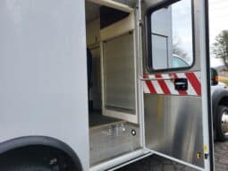 
										2016 F450 6.7L Wheeled Coach Ambulance, Only 63k miles, Stryker Performance-LOAD full									