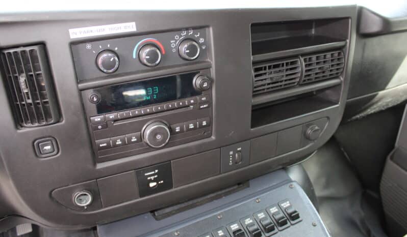 
								2013 Chevy G3500 6.6L Med-Tech Ambulance full									