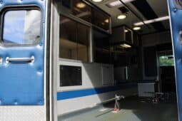 
										2013 Chevy G3500 6.6L Med-Tech Ambulance full									