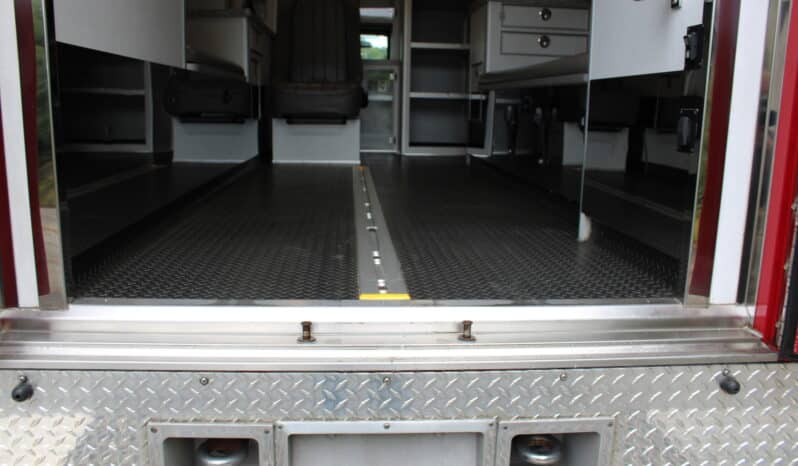 
								2015 F450 4×4 6.7L McCoy Miller Ambulance full									