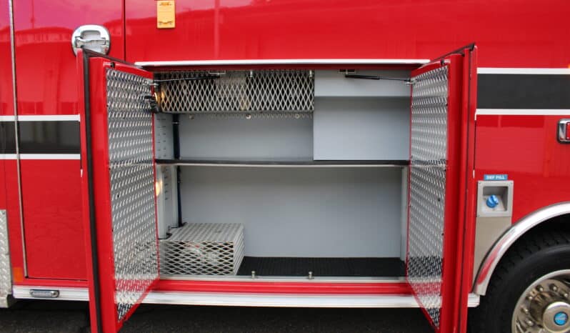 
								2015 F450 4×4 6.7L McCoy Miller Ambulance full									