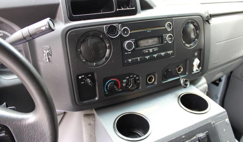 
								2018 E450 V10 Gas Wheeled Coach Ambulance full									