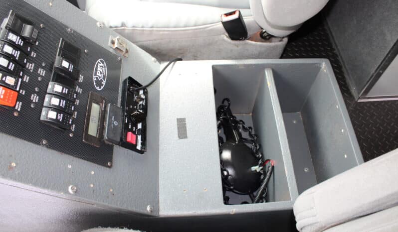 
								2018 E450 V10 Gas Wheeled Coach Ambulance full									