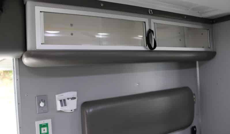 
								2018 E450 V10 Gas Wheeled Coach Ambulance full									