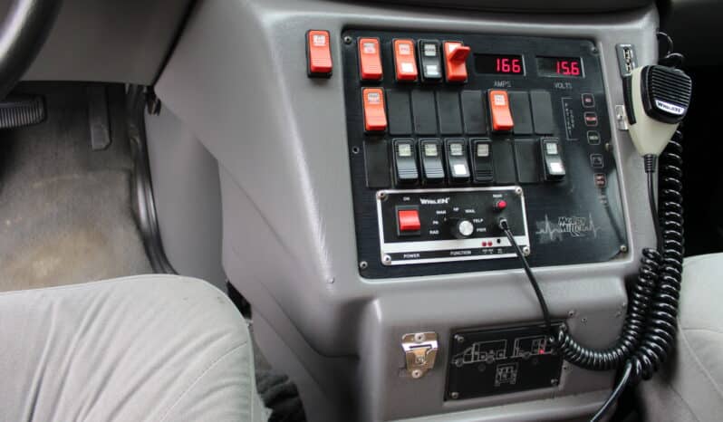 
								2006 E450 McCoy Miller Ambulance with 61k mi full									