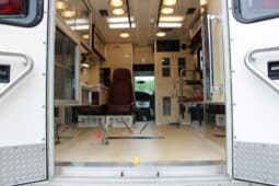 
										2006 E450 McCoy Miller Ambulance with 61k mi full									